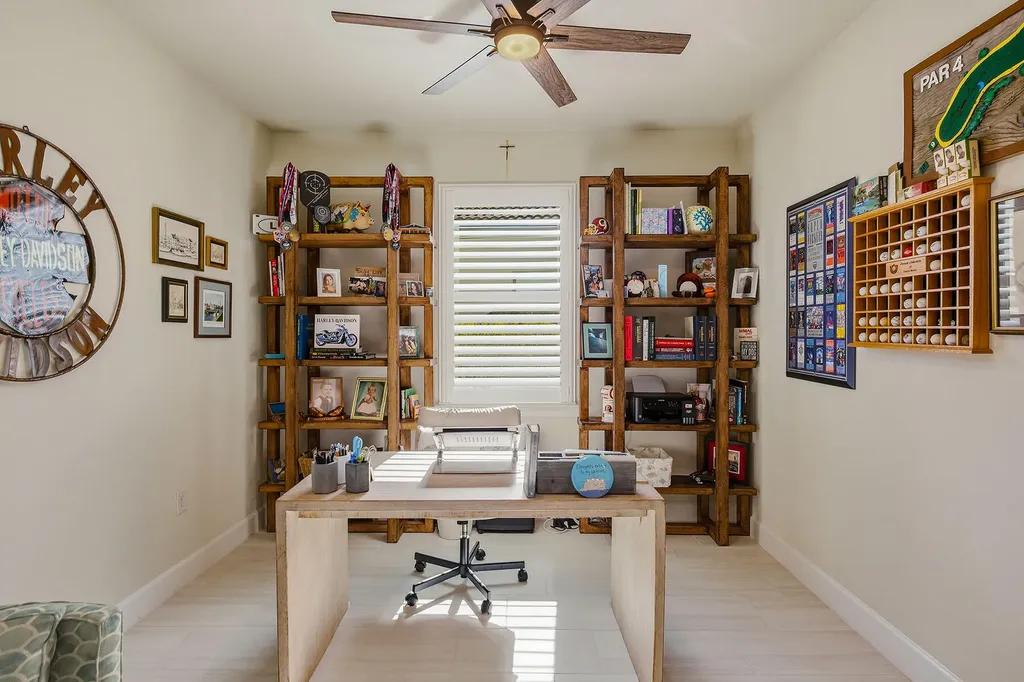 2730 Aviamar Circle Naples FL 34114