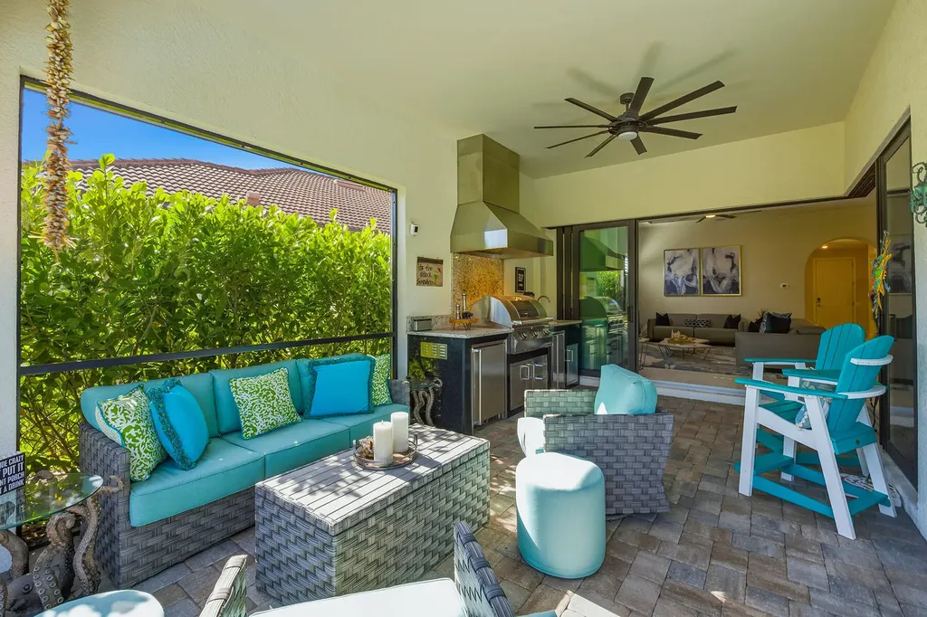 2730 Aviamar Circle Naples FL 34114