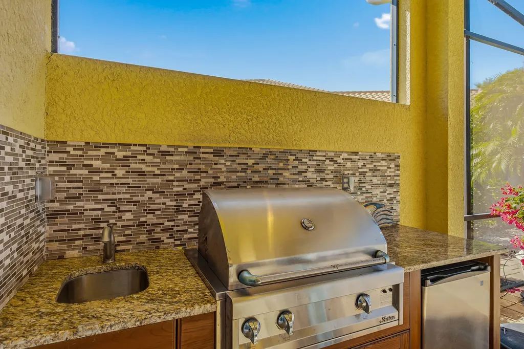 9327 Chiasso Court Naples FL 34114