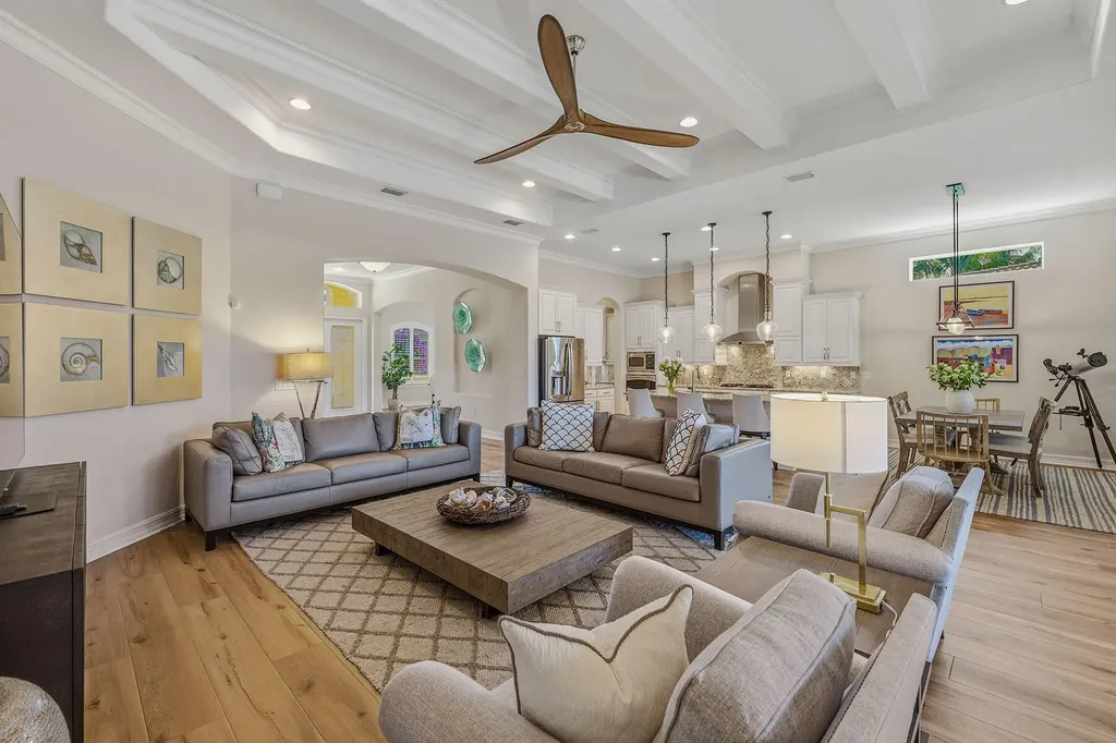 9327 Chiasso Court Naples FL 34114