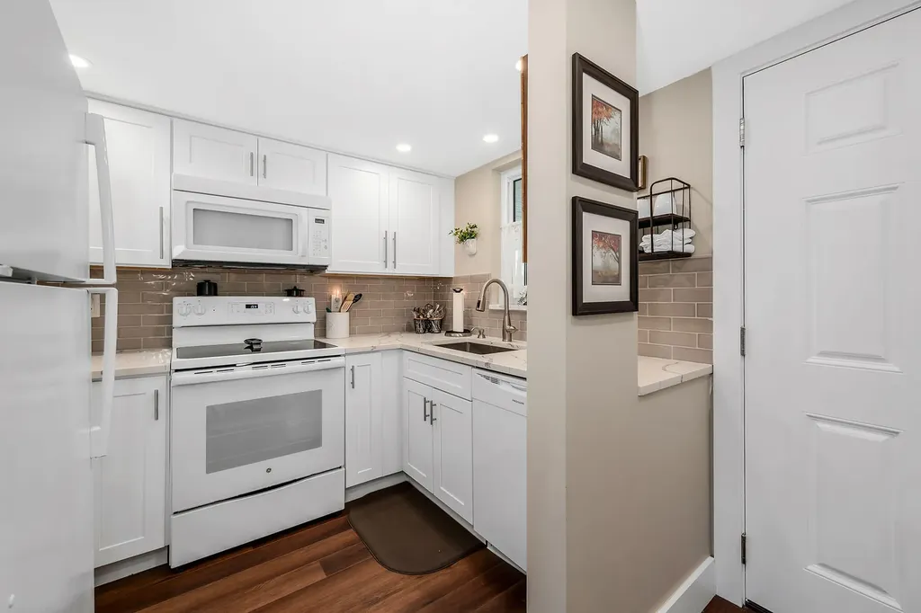 87 N Collier Boulevard Marco Island FL 34145