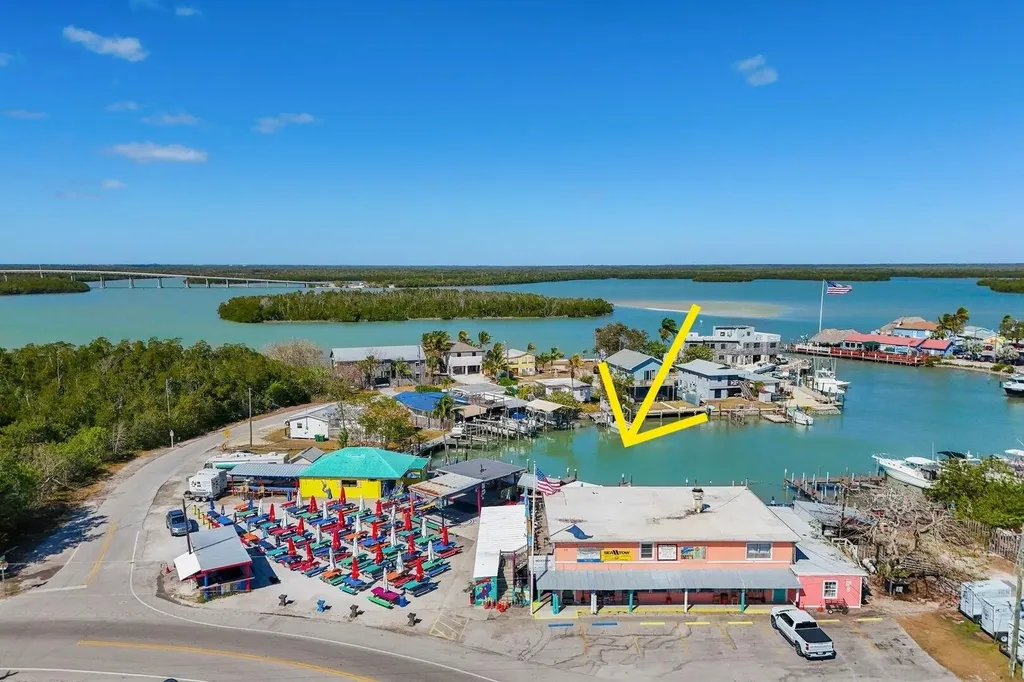 610 Sunset Drive Goodland FL 34140