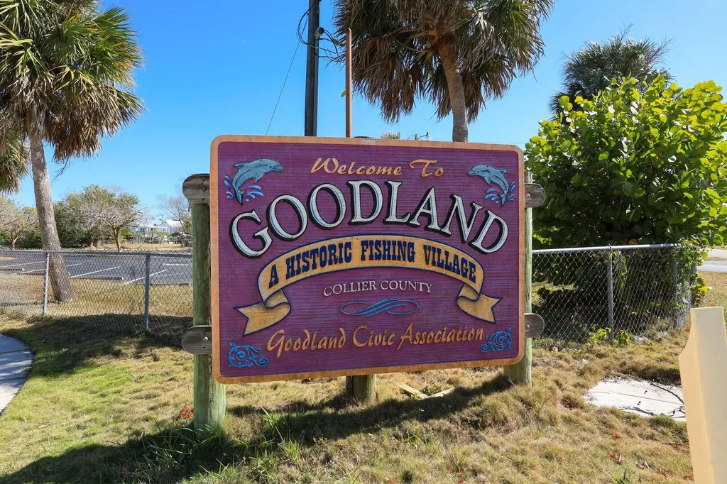 610 Sunset Drive Goodland FL 34140