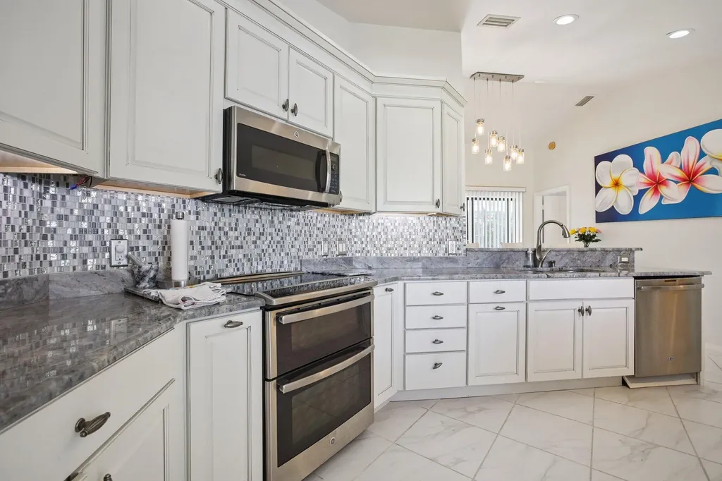 1060 Mendel Avenue Marco Island FL 34145