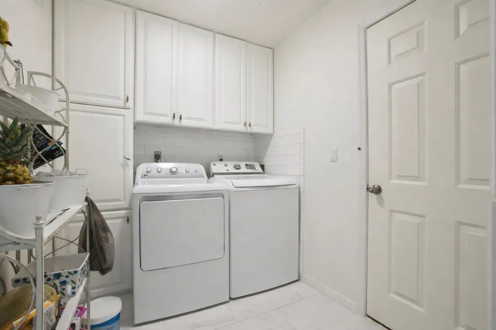 1060 Mendel Avenue Marco Island FL 34145