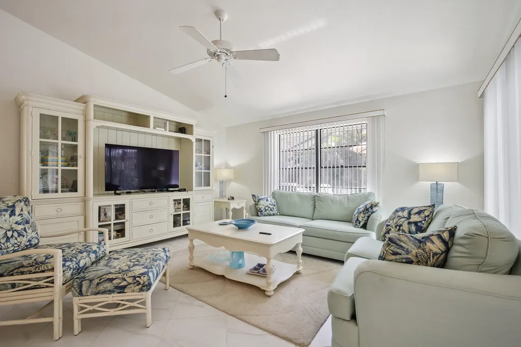 1060 Mendel Avenue Marco Island FL 34145