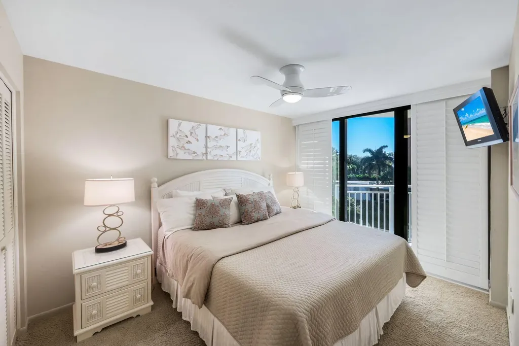 520 S Collier Boulevard Marco Island FL 34145