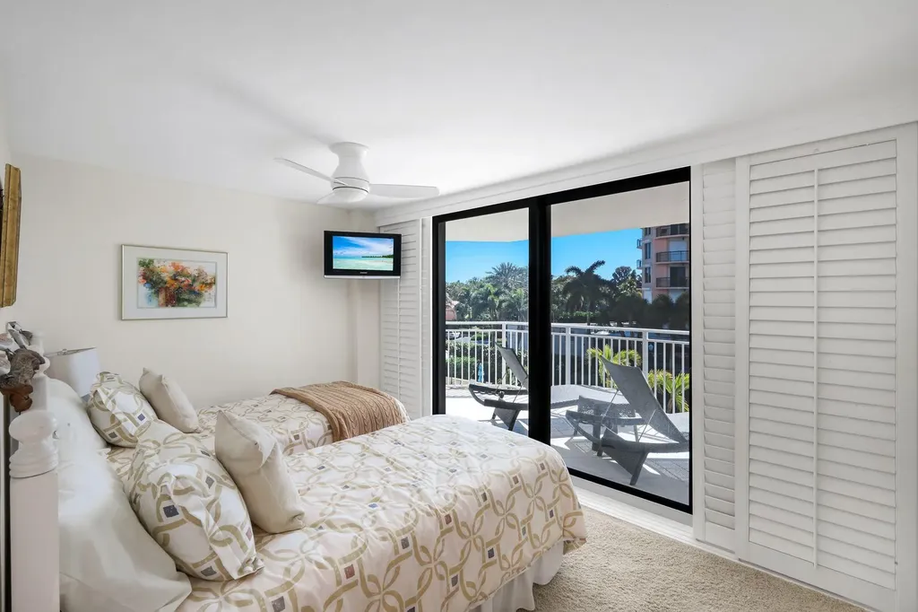 520 S Collier Boulevard Marco Island FL 34145