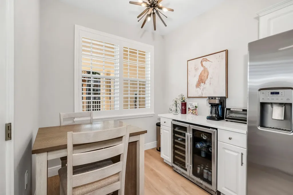 4843 Hampshire Court Naples FL 34112