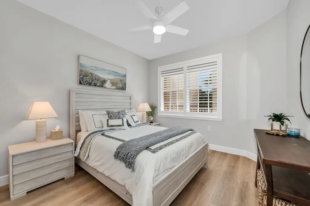 4843 Hampshire Court Naples FL 34112