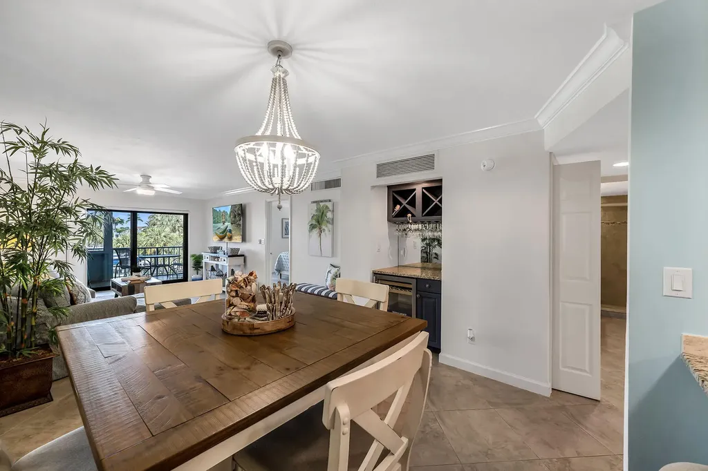 1041 Swallow Avenue Marco Island FL 34145