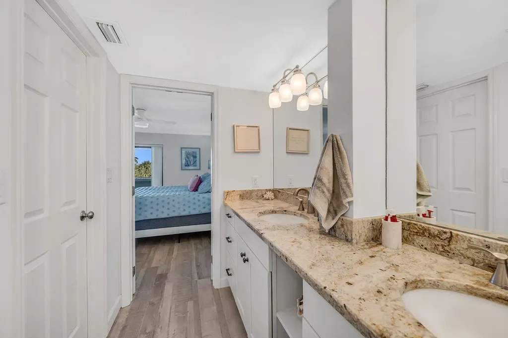 1041 Swallow Avenue Marco Island FL 34145