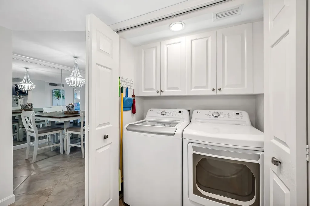 1041 Swallow Avenue Marco Island FL 34145