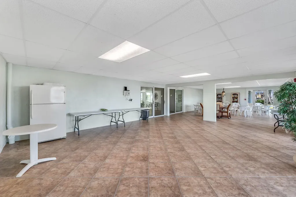 1041 Swallow Avenue Marco Island FL 34145