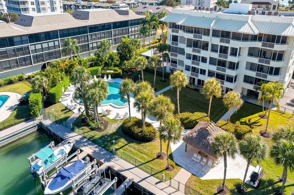 1041 Swallow Avenue Marco Island FL 34145