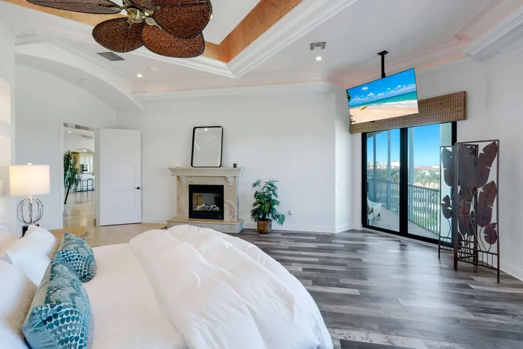 160 Palm Street Marco Island FL 34145