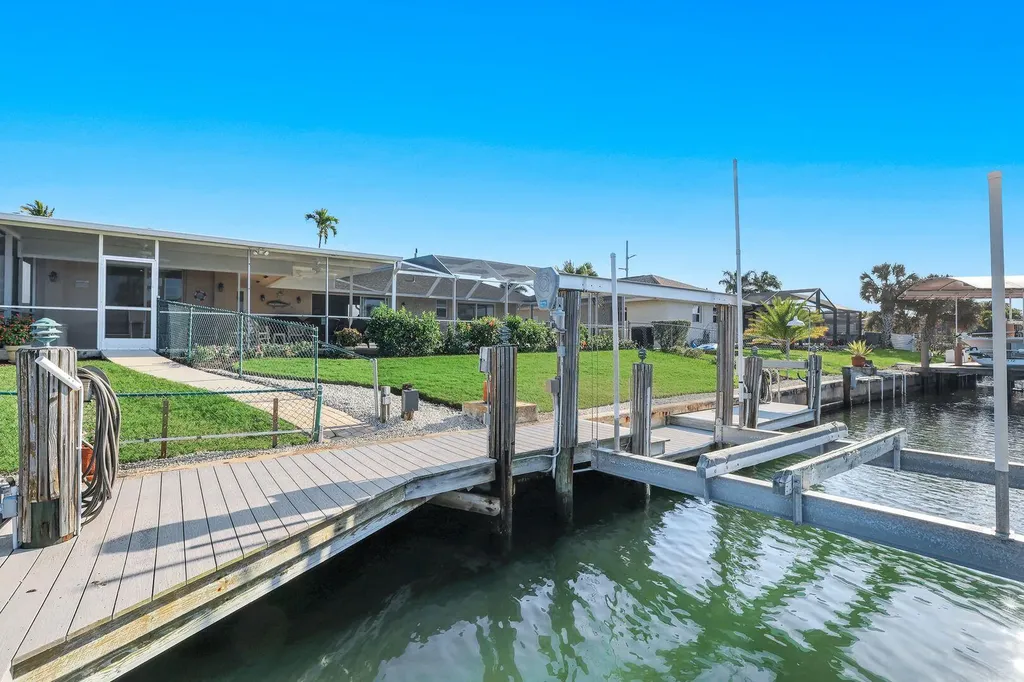 1160 Martinique Court Marco Island FL 34145