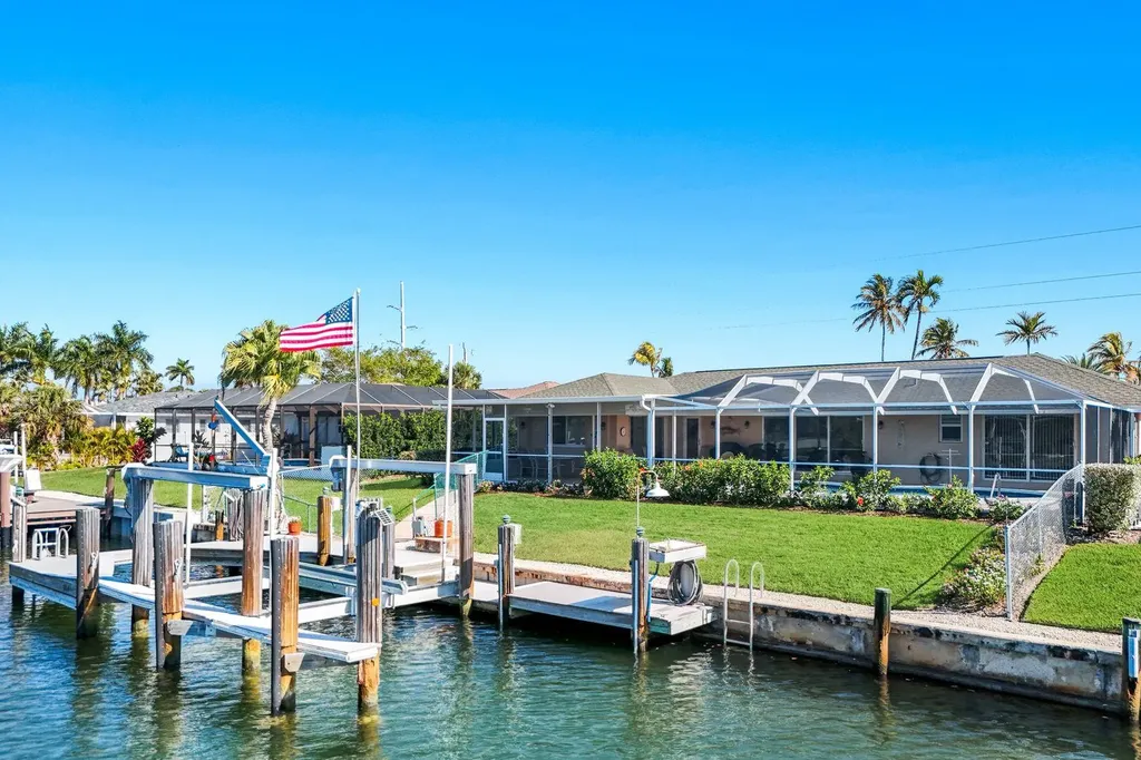 1160 Martinique Court Marco Island FL 34145