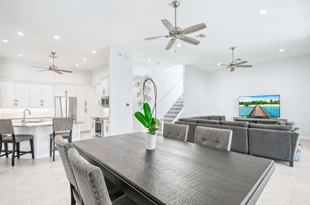 782 Saturn Court Marco Island FL 34145