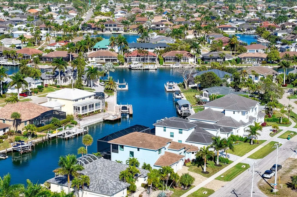 782 Saturn Court Marco Island FL 34145