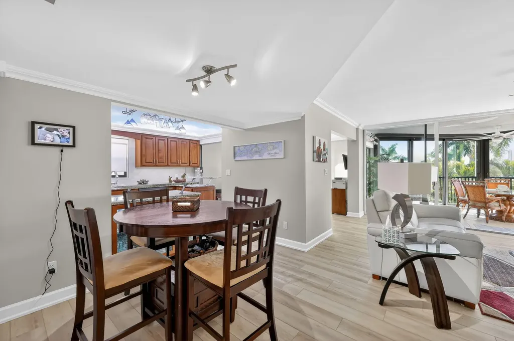 845 Collier Court Marco Island FL 34145