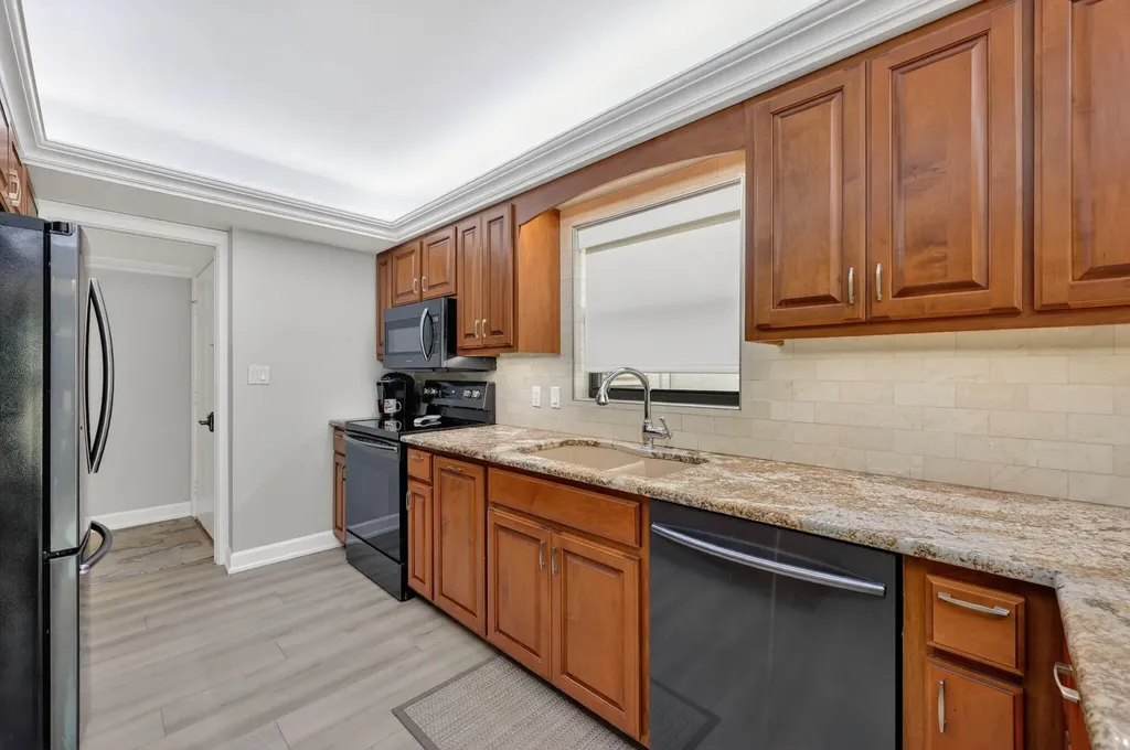 845 Collier Court Marco Island FL 34145