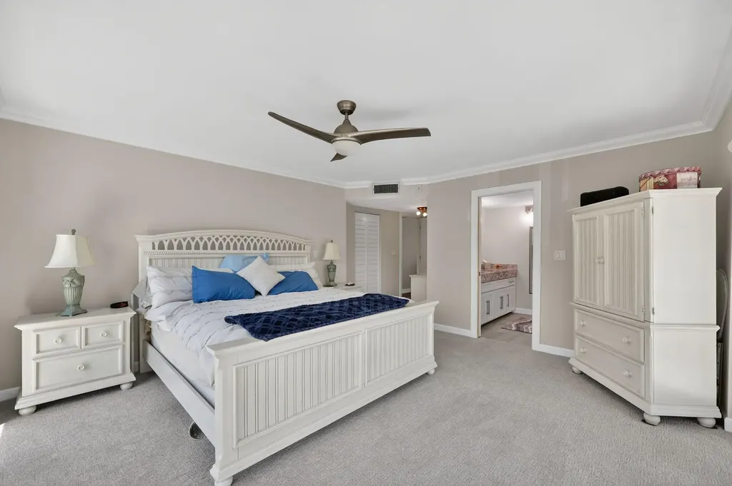 845 Collier Court Marco Island FL 34145