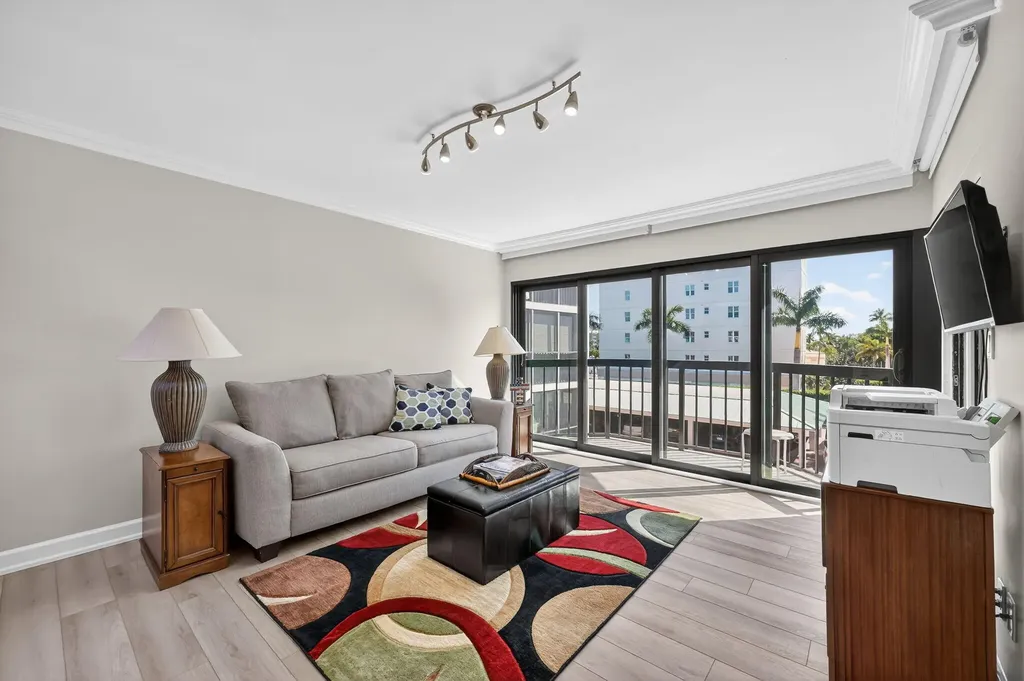 845 Collier Court Marco Island FL 34145