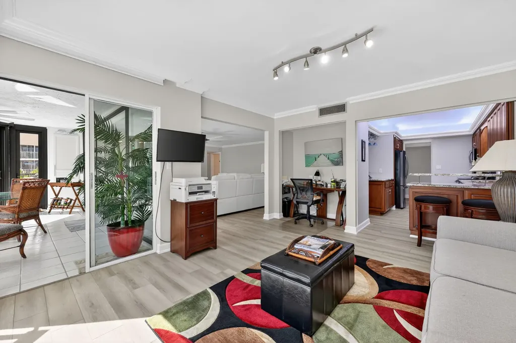 845 Collier Court Marco Island FL 34145