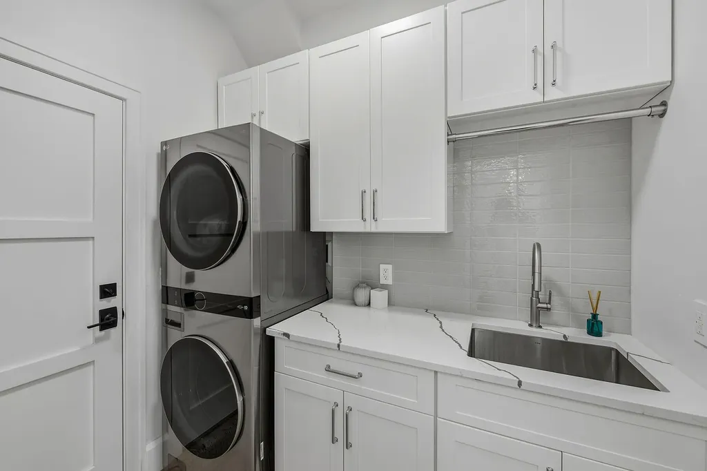 1156 Bond Court Marco Island FL 34145