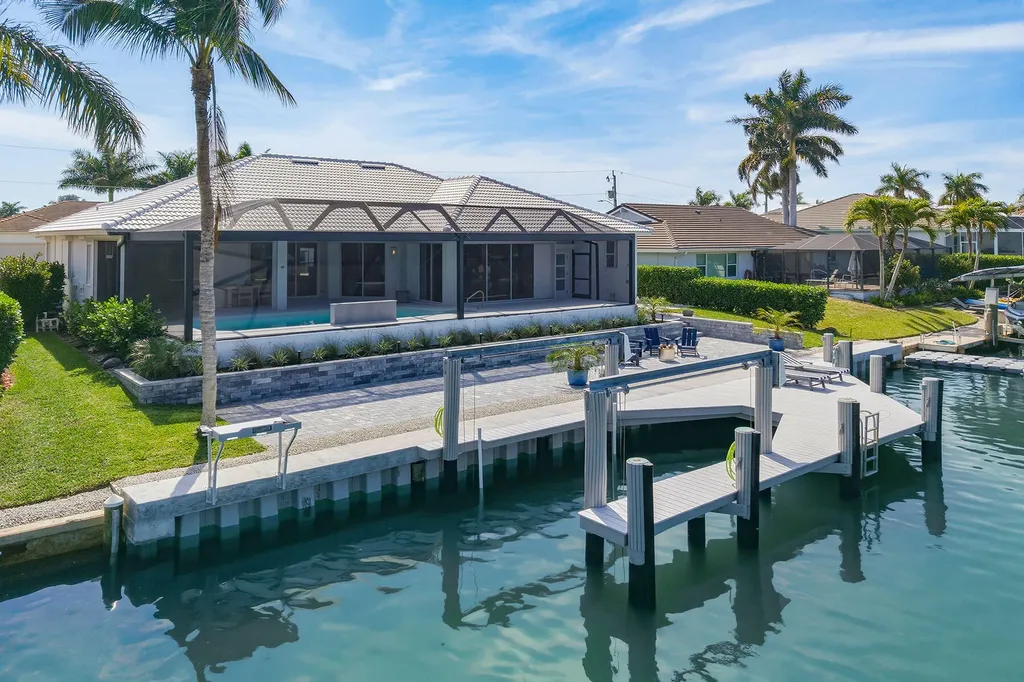 1156 Bond Court Marco Island FL 34145