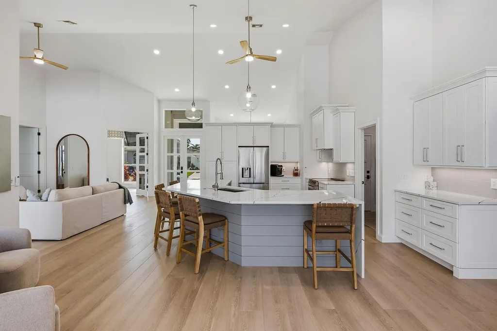 1156 Bond Court Marco Island FL 34145