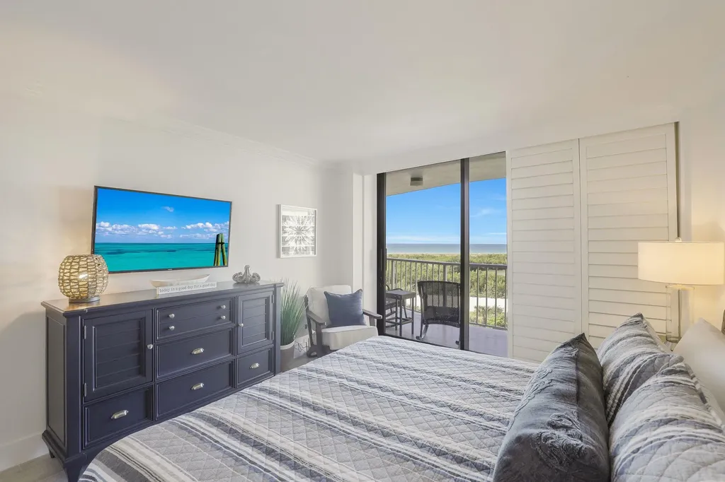 380 Seaview Court Marco Island FL 34145