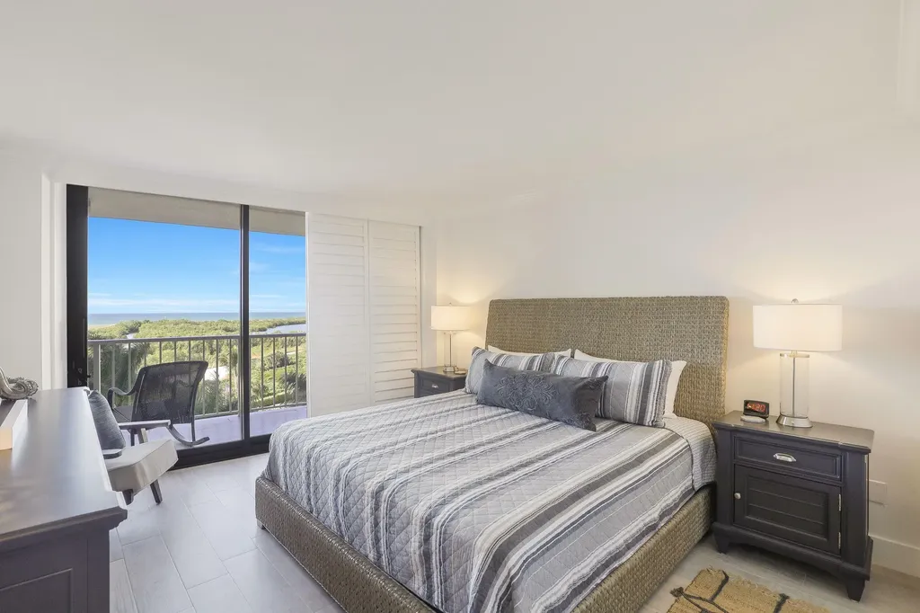 380 Seaview Court Marco Island FL 34145