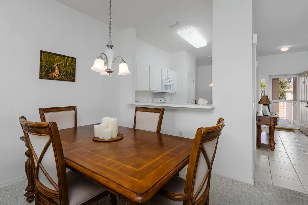 3972 Bishopwood Court E Naples FL 34114