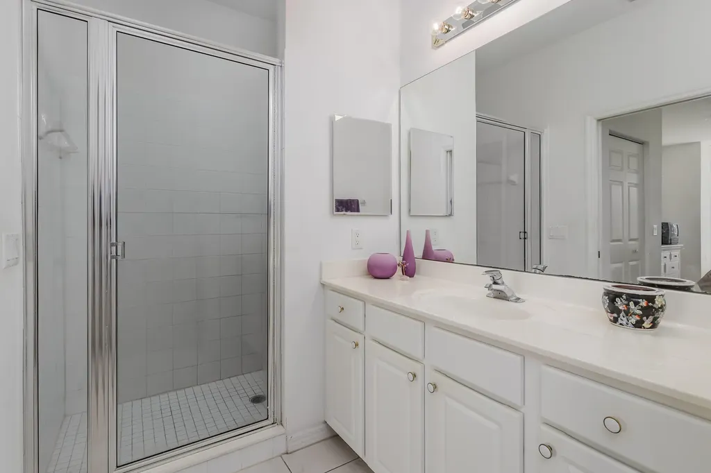 3972 Bishopwood Court E Naples FL 34114