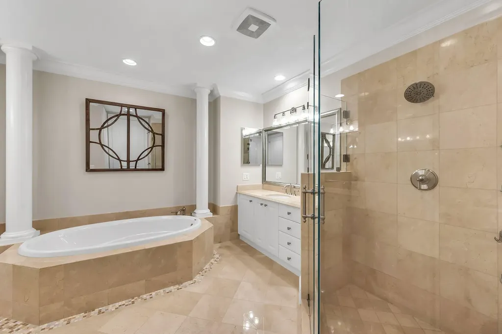 2718 Callista Naples FL 34114