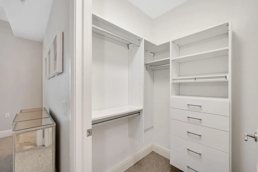 2718 Callista Naples FL 34114