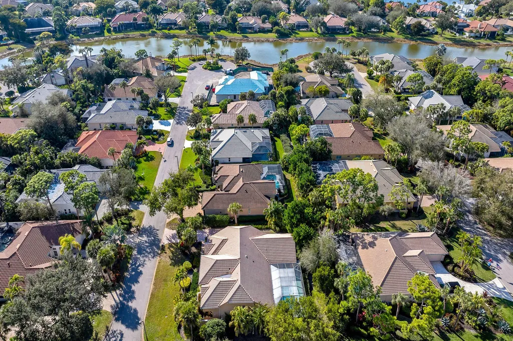 3480 Fiddlehead Court Bonita Springs FL 34134