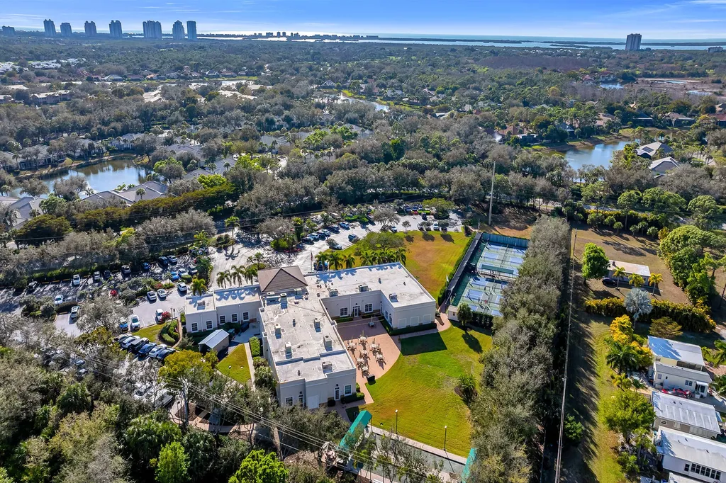 3480 Fiddlehead Court Bonita Springs FL 34134