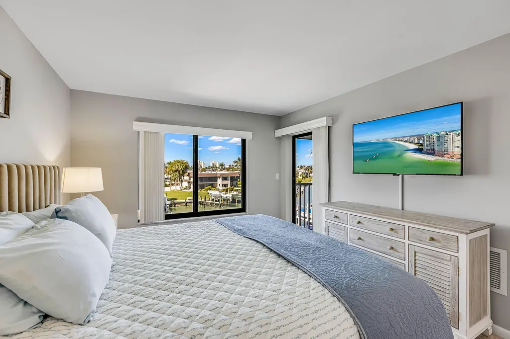 908 Collier Court Marco Island FL 34145