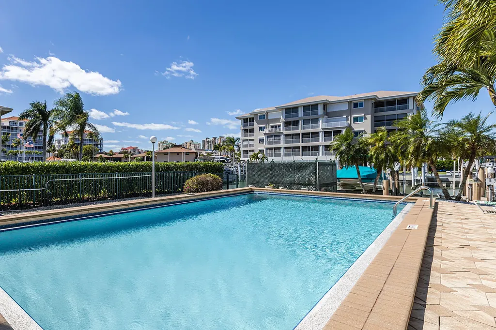 908 Collier Court Marco Island FL 34145