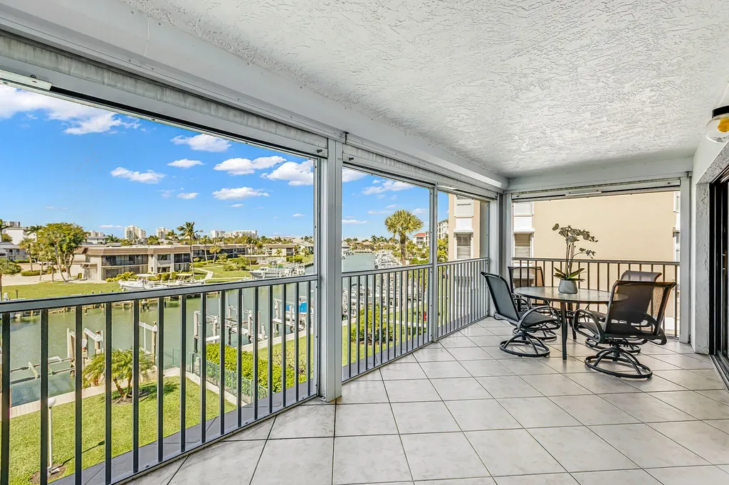 908 Collier Court Marco Island FL 34145
