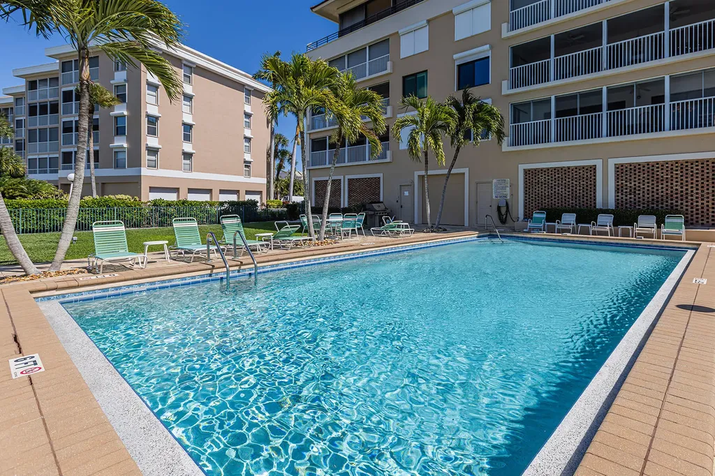 908 Collier Court Marco Island FL 34145