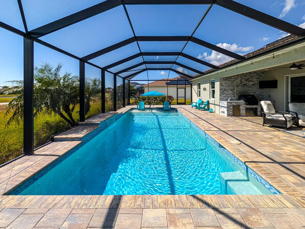 18702 Lake Hammock Drive Naples FL 34114