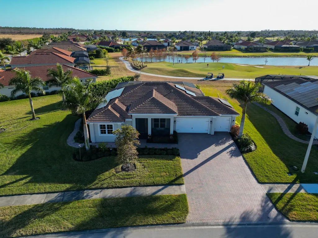 18702 Lake Hammock Drive Naples FL 34114