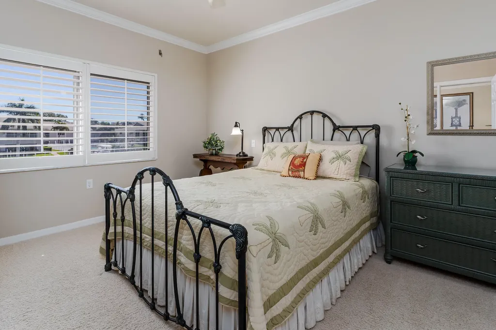 907 Panama Court Marco Island FL 34145