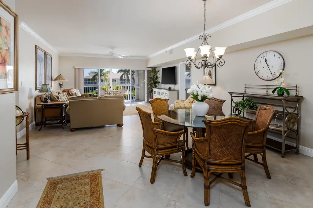 907 Panama Court Marco Island FL 34145