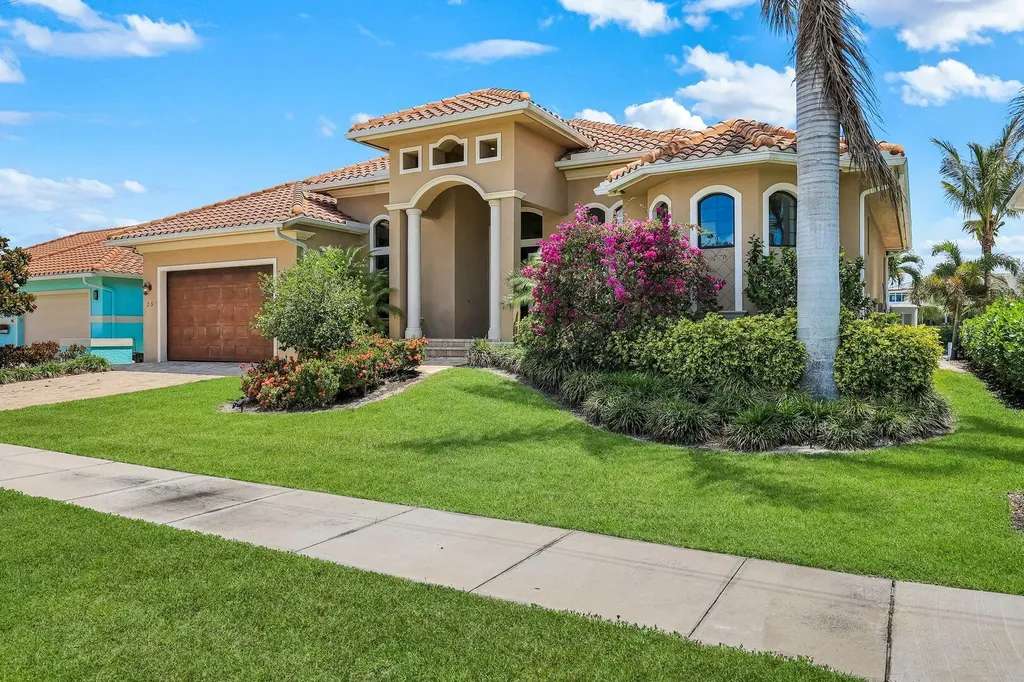 35 Covewood Court Marco Island FL 34145