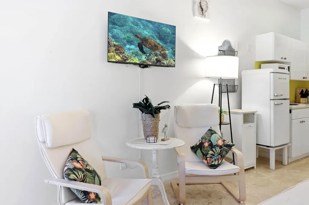 25000 Tamiami Trail E Naples FL 34114